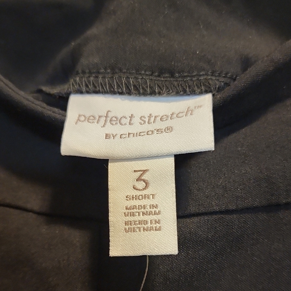 Chico's Perfect Stretch pull on Black Cropped Pants sz 3(XL) Short - Picture 2 of 7